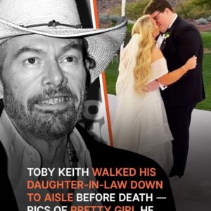 The Day Toby Keith Walked His DIL Down The Aisle Instead Of Her Dad