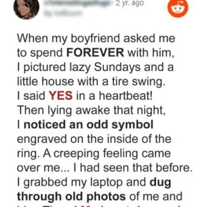 Woman Realizes Her Man Has Betrayed Her the Moment He Proposes to Her