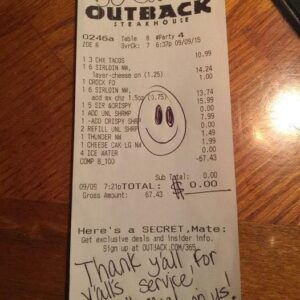 Four officers grab a bite after a long shift – can’t believe what’s then written on their receipt