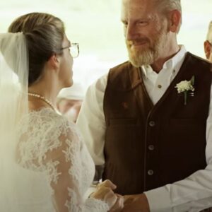 Country Singer Rory Feek, 59, Marries Again in Stunning Cliffside Wedding 8 Years after Losing 1st Wife