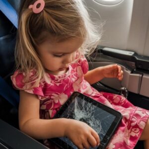 Entitled Mom on the Flight Broke My Daughter’s iPad, She Regretted It Sooner Than I Could Have Imagined