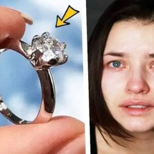 Woman Wears Her Mother’s Old Ring For 25 Years – Then Jeweller Tells Her This