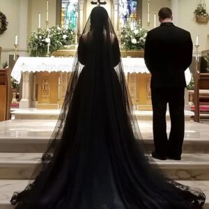 My Fiancée Wore a Black Dress to Our Wedding – When I Found Out Her Reason, My Life Was Never the Same